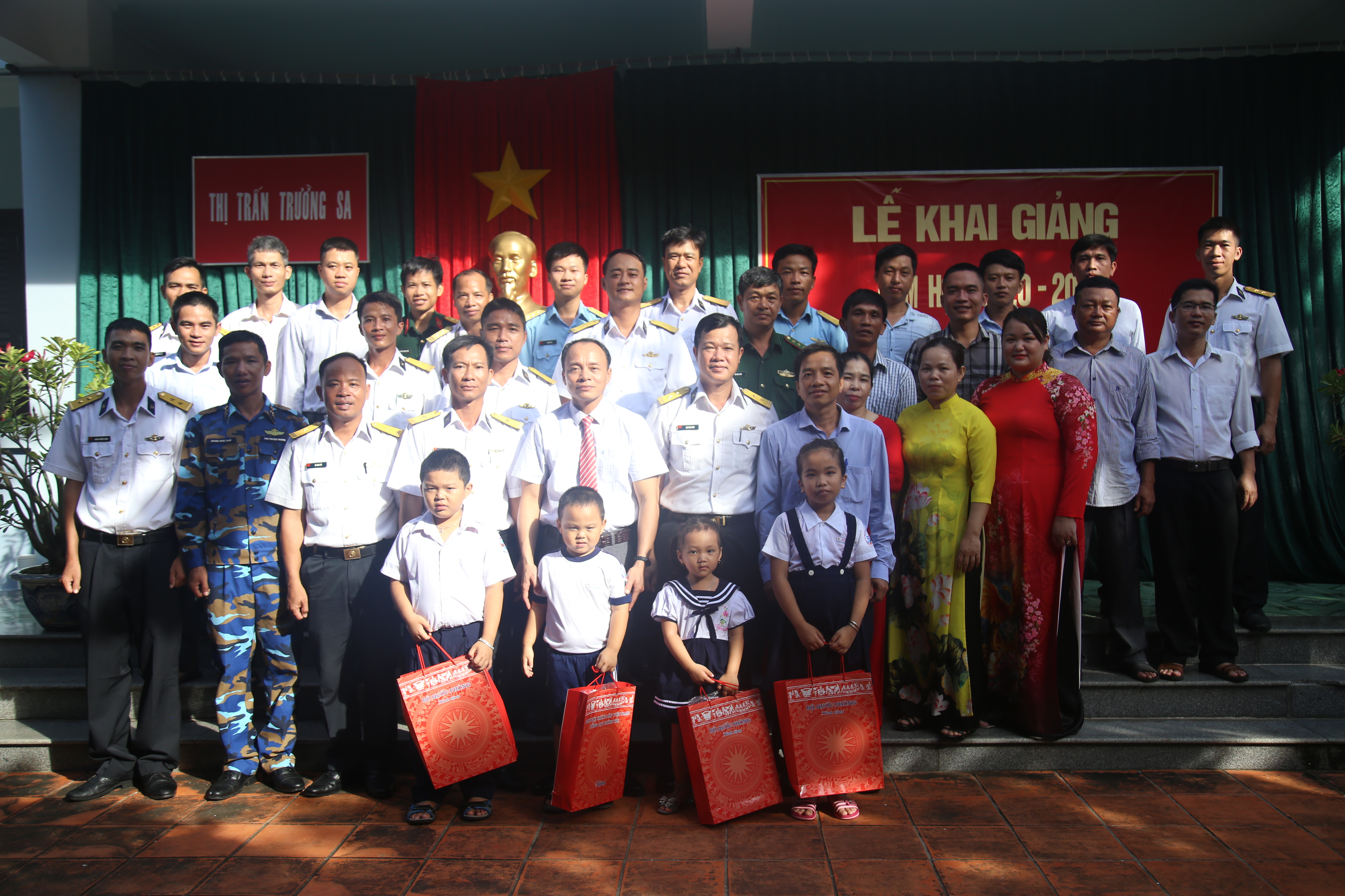 Huyện đảo Trường Sa khai giảng năm học 2020-2021